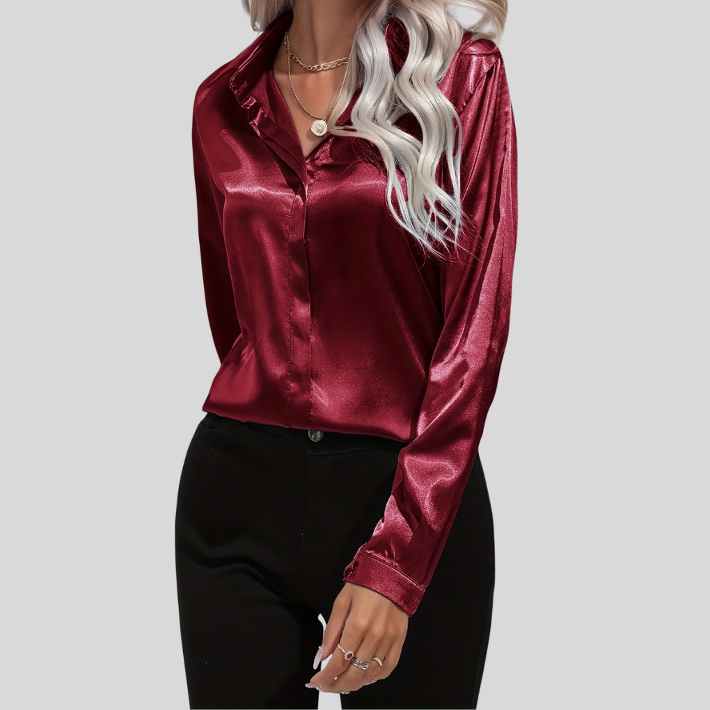 Women’s Elegant Blouse – Subtle Style