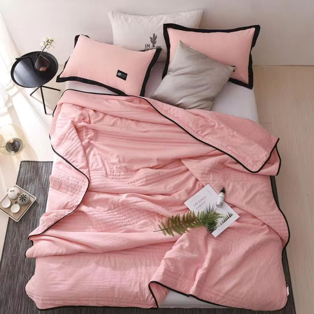 Cooling Summer Blanket with Dual-Sided Technology