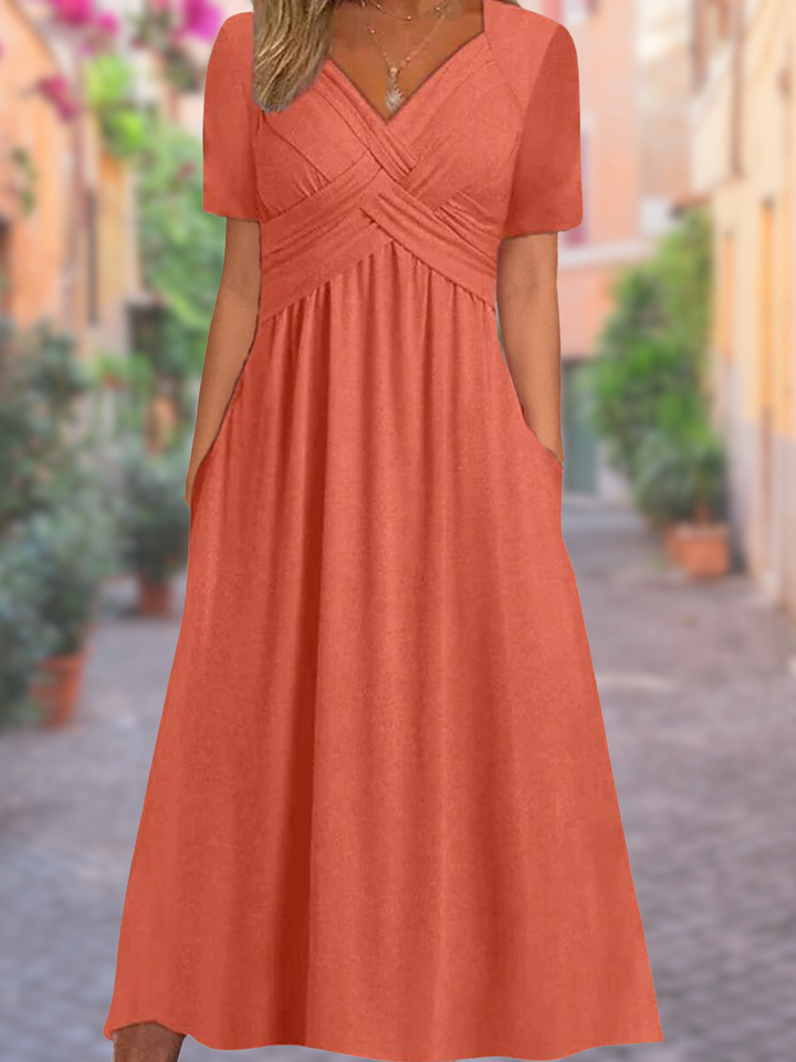Stylish summer dress with a V-neck - Comfortable and airy