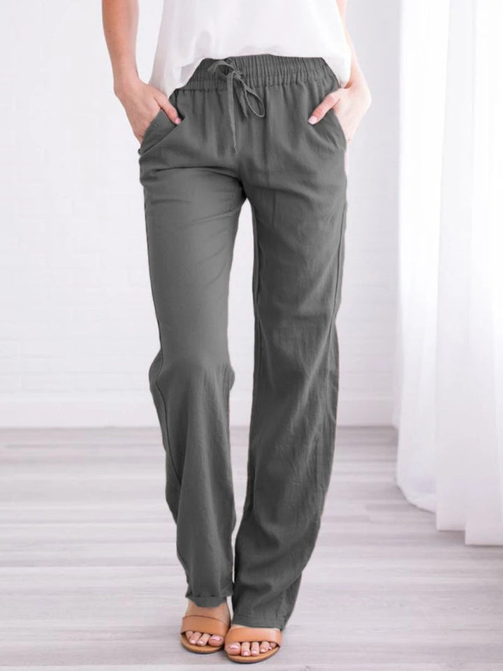 Neeltje Trousers – Effortless Comfort and Timeless Style