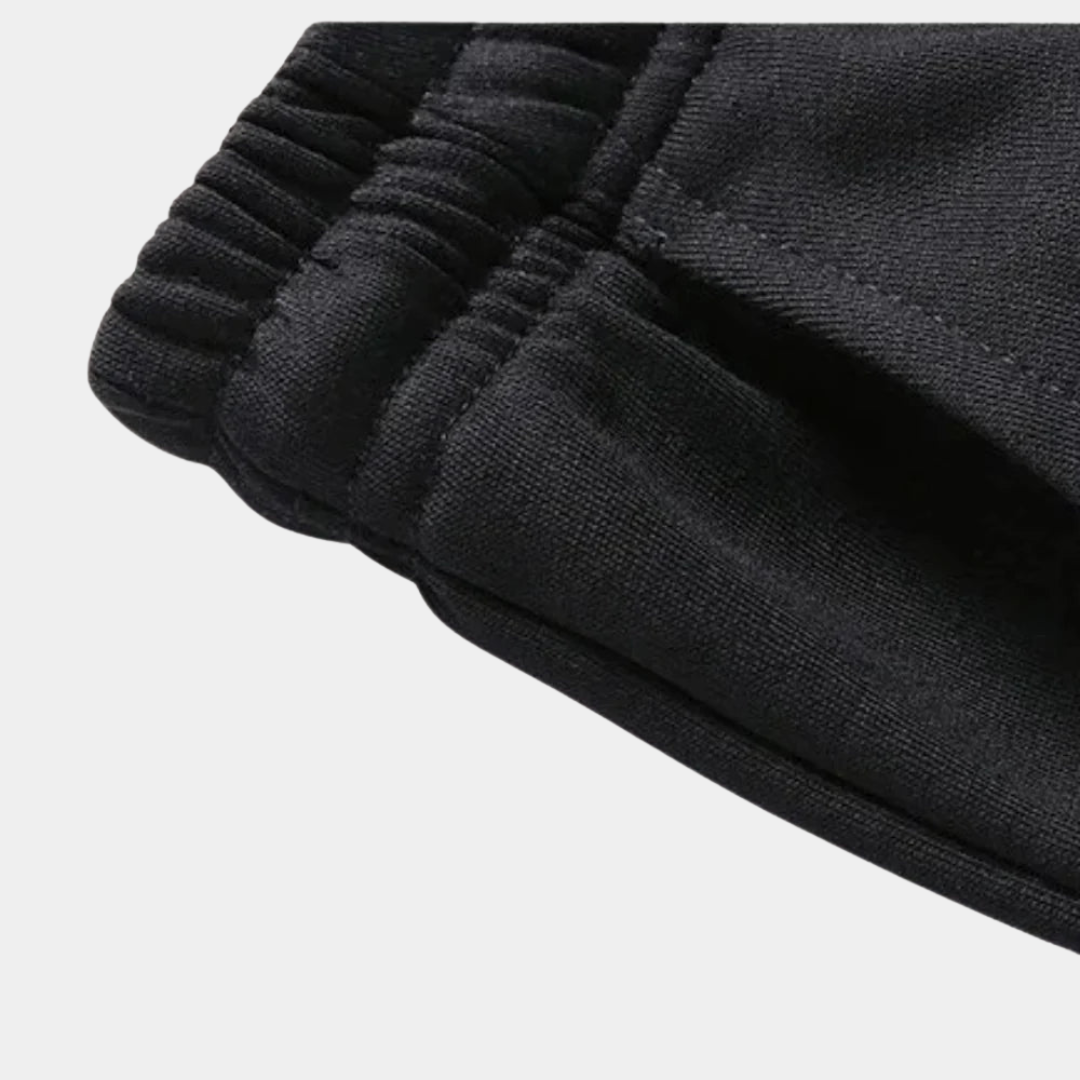 Two-Piece Drawstring Tracksuit – Stylish and Functional for Any Occasion