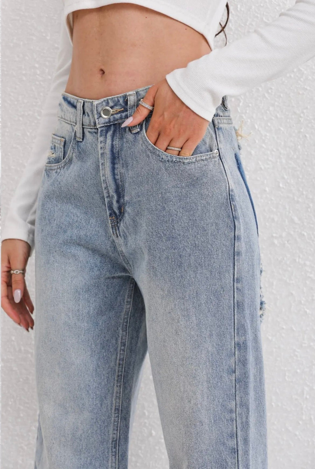Vintage Denim Jeans – Timeless Style with Modern Comfort