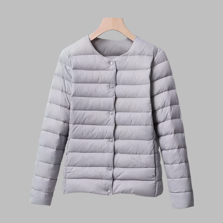 Collarless Portable Puffer for Spring and Winter