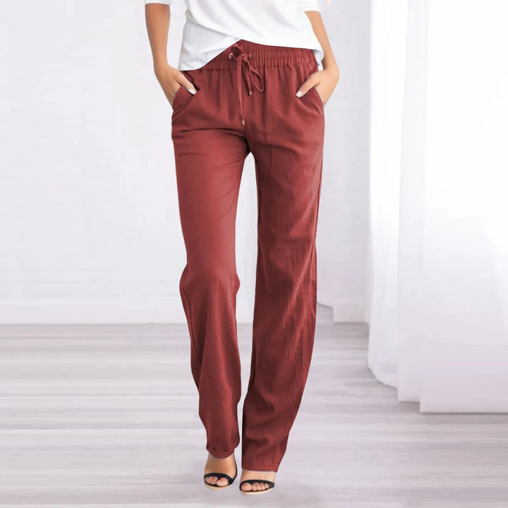Neeltje Trousers – Effortless Comfort and Timeless Style