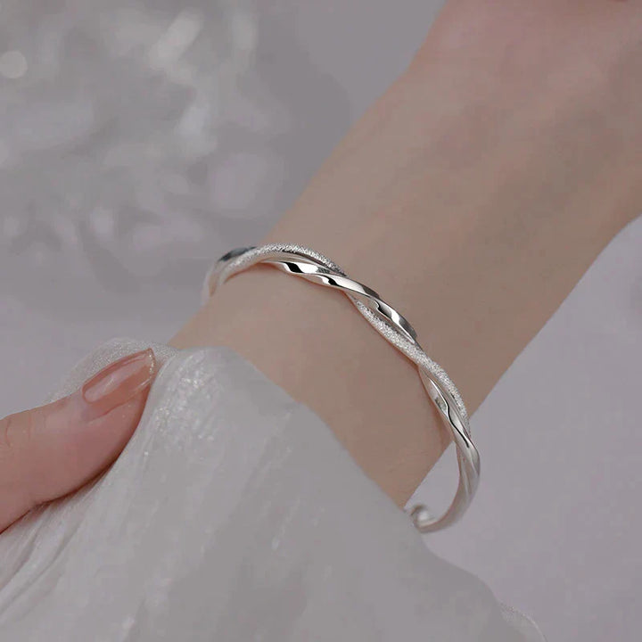 Twisted Silver Bracelet – Carrie