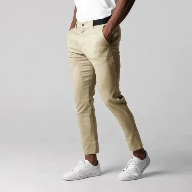 Stretch Chinos – Where Italian Fashion Meets Modern Versatility