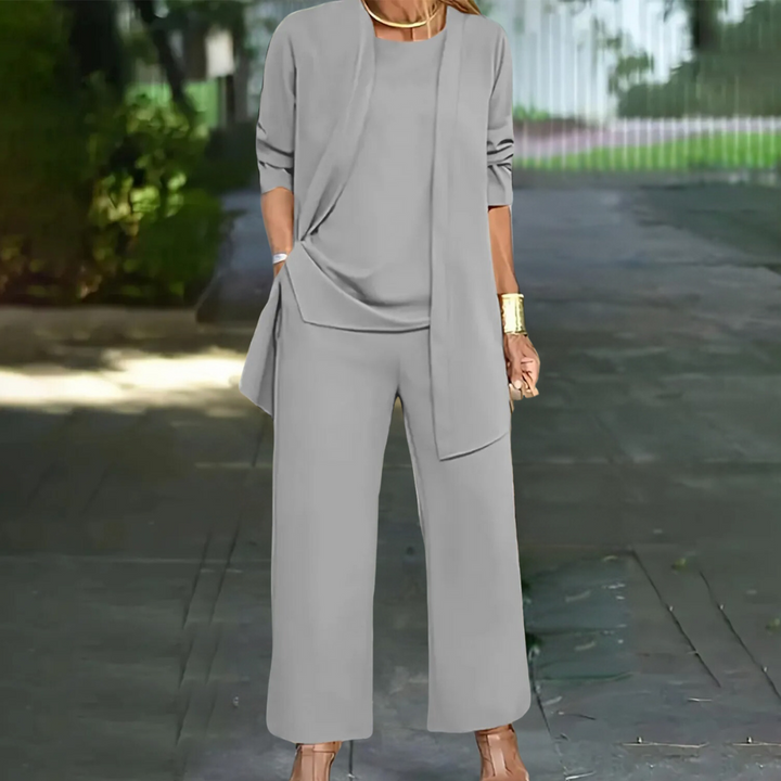 Erna Set – Effortless Elegance and Everyday Comfort