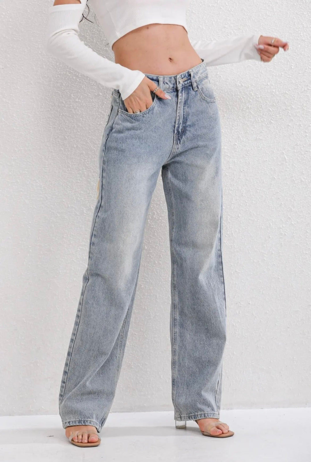 Vintage Denim Jeans – Timeless Style with Modern Comfort