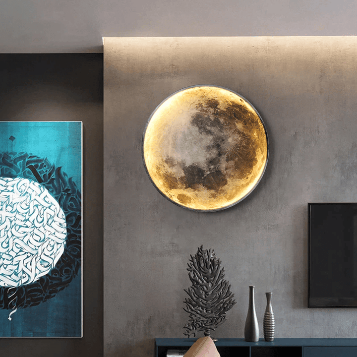 Lunatic Moonlight – Enchanting Moonlit Ambiance for Your Home