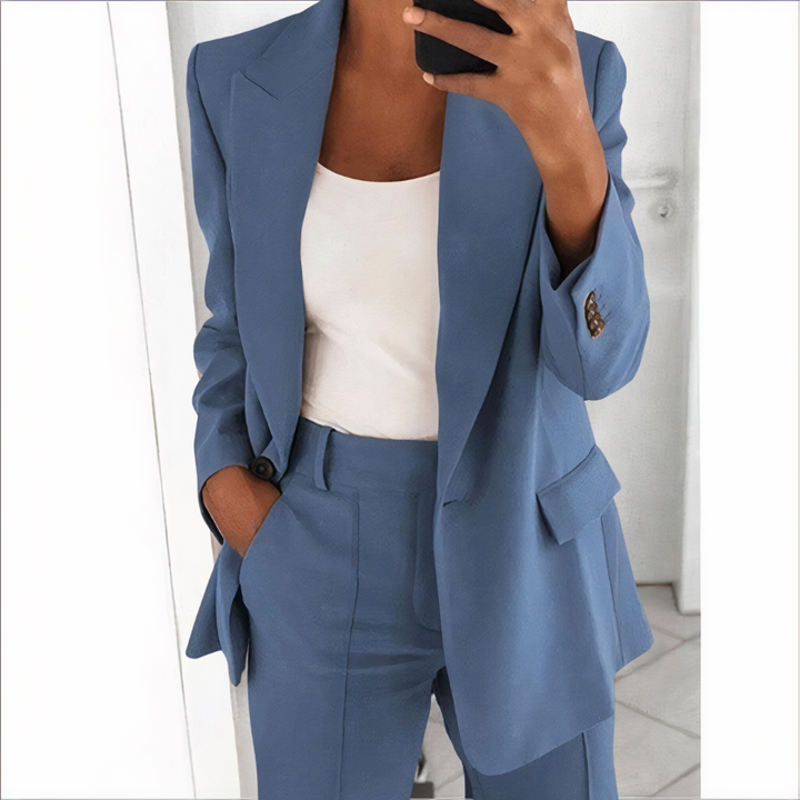 Blazer and Trousers Set – Chic and Professional Style
