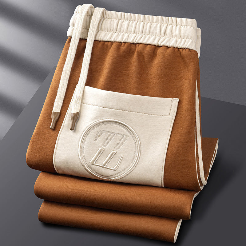 The Tracksuit – The Perfect Blend of Style and Ease