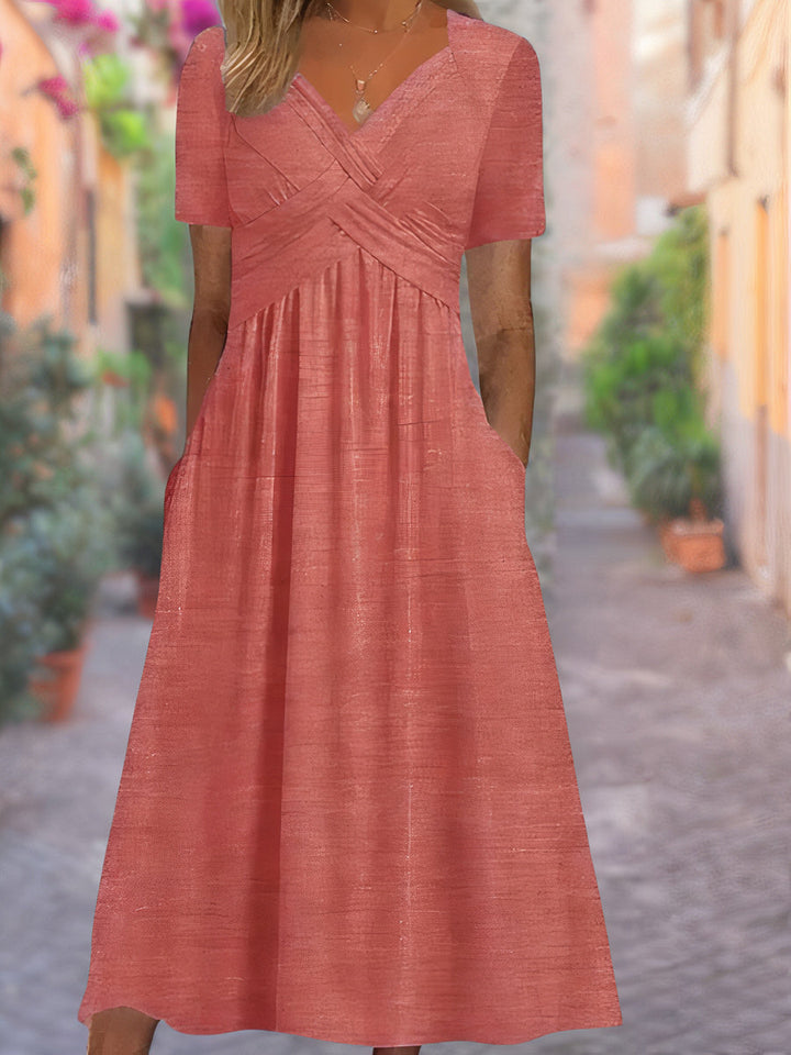 Stylish summer dress with a V-neck - Comfortable and airy