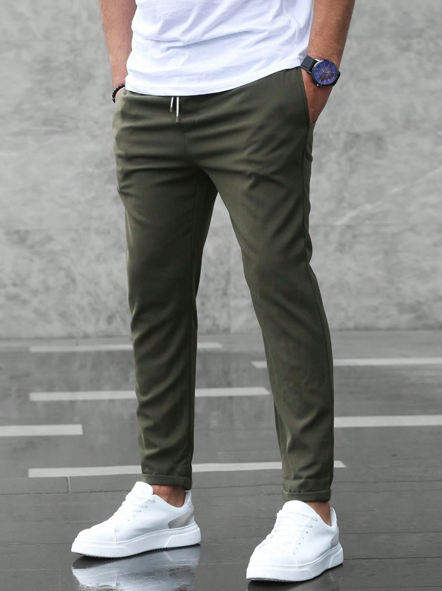 Men’s Stretch Trousers – Modern Fit for Work and Casual Wear