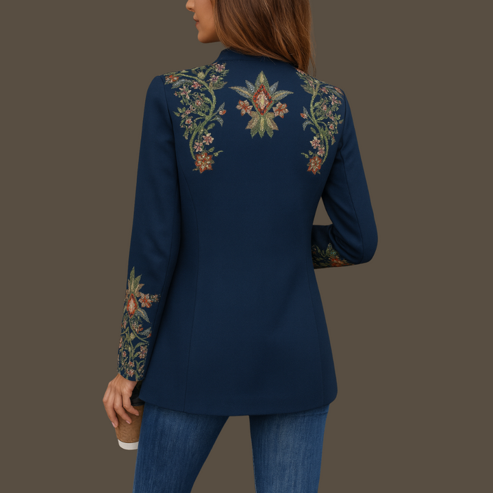 Tweed Cardigan – Elegant and Versatile