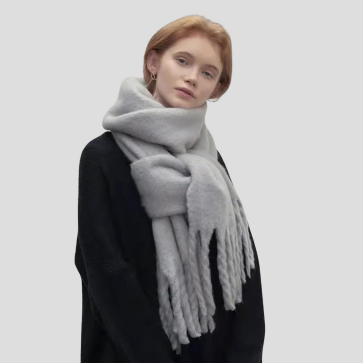 Women’s Tassel Scarf