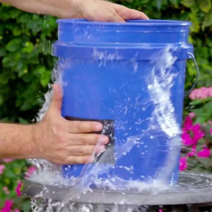 Universal Repair Tape – Practical Solution for Leaks and Cracks