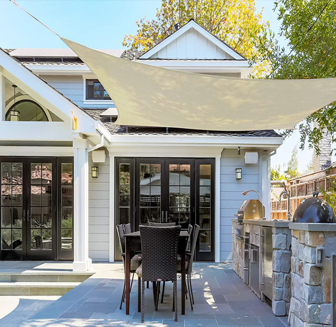 Balcony Luxury Shade Cloth – Stylish Protection for Your Outdoor Space