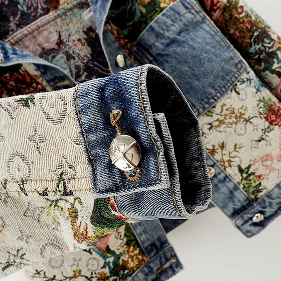 Floral Denim Jacket – Hand-Painted Style Meets Sustainable Fashion