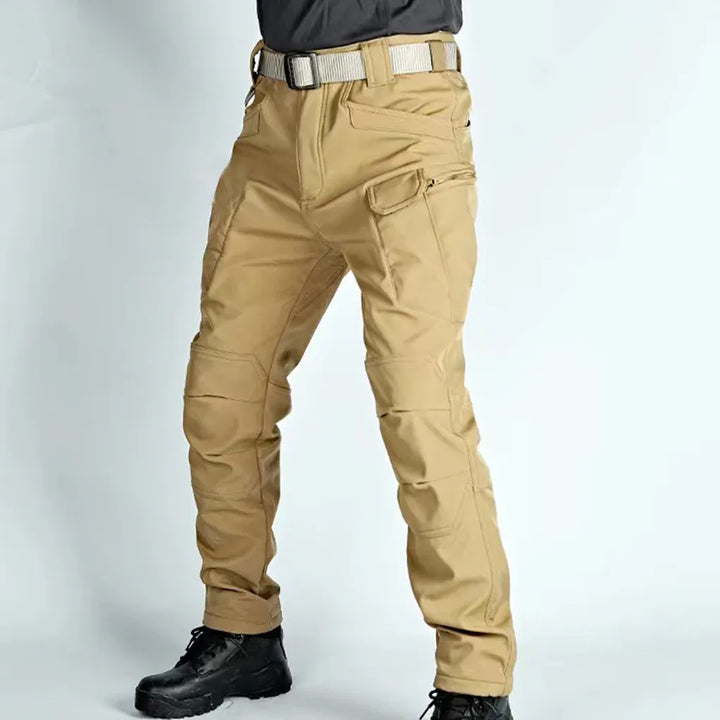 Men’s Hiking Pants – Resilient & Water-Repellent Design